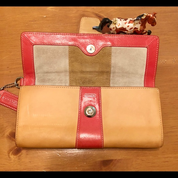 🏵 Coach 🏵 - Picture 8 of 8